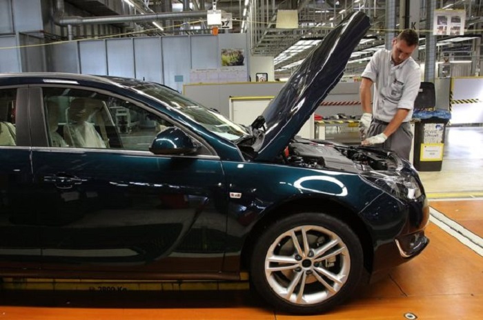 Brexit pushes Opel to cut staff hours in Germany
